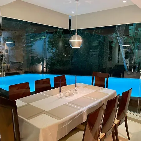 Oasis, A Modern Stylish In