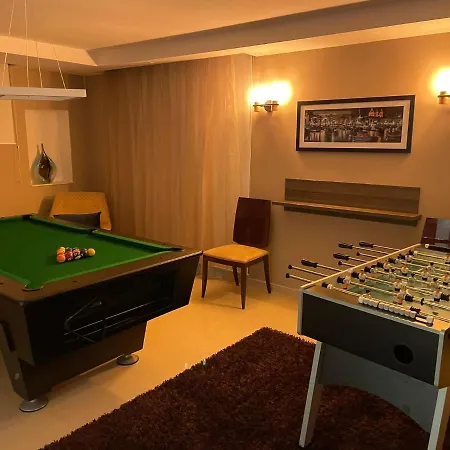 Oasis, A Modern Stylish In 아타드