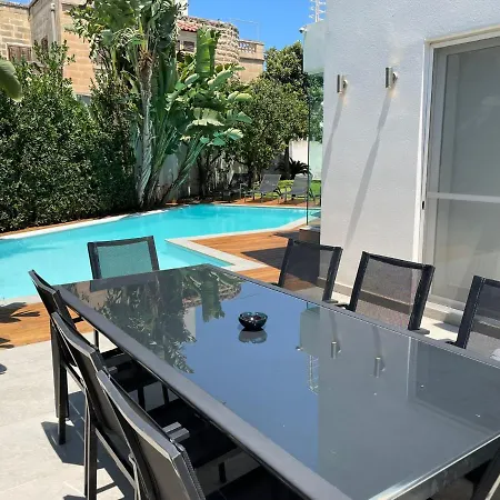 Oasis, A Modern Stylish In 빌라