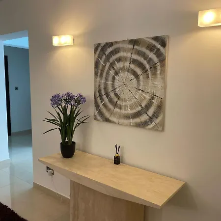 Oasis, A Modern Stylish In Villa